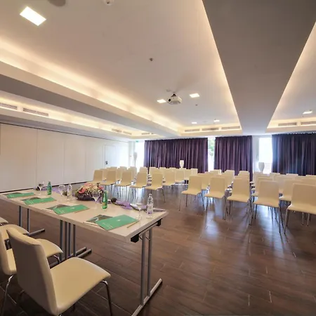 Vitality Punta Hotel