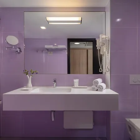 Vitality Punta Hotel 4*