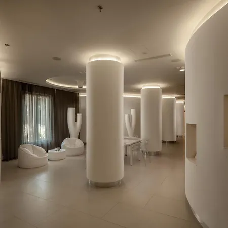 Vitality Punta Hotel